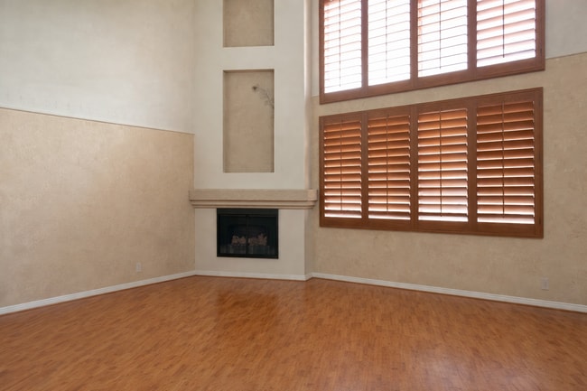 Building Photo - 7037 La Tijera Blvd Unit A201