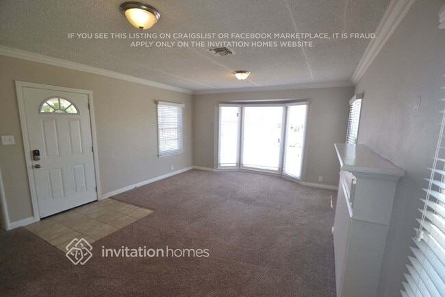 Photo - 836 W 109th Pl