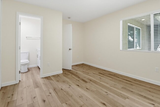 Photo - 3860 Helix St Unit 18