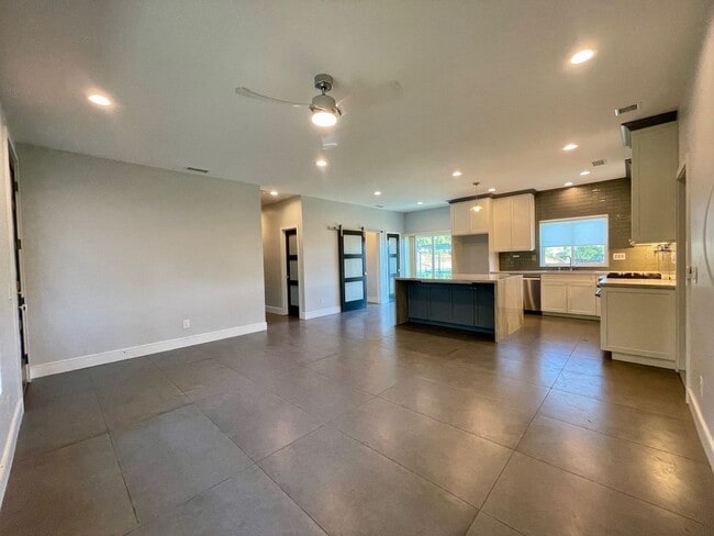 Photo - Gorgeous Home In Blossom Valley Home with ...