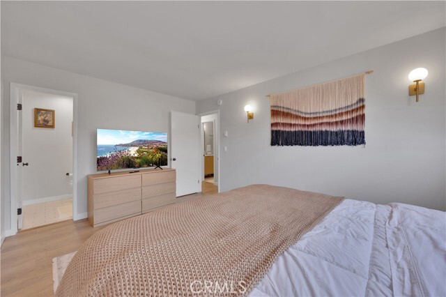 Building Photo - 6679 Linda Vista Rd Unit 30