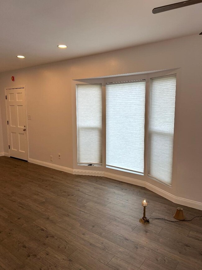 Photo - 2303 Graydon Ave