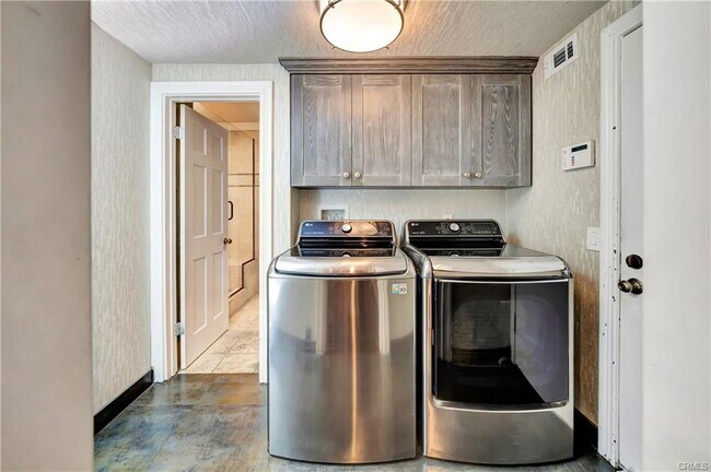 Photo - 5441 Calvin Ave