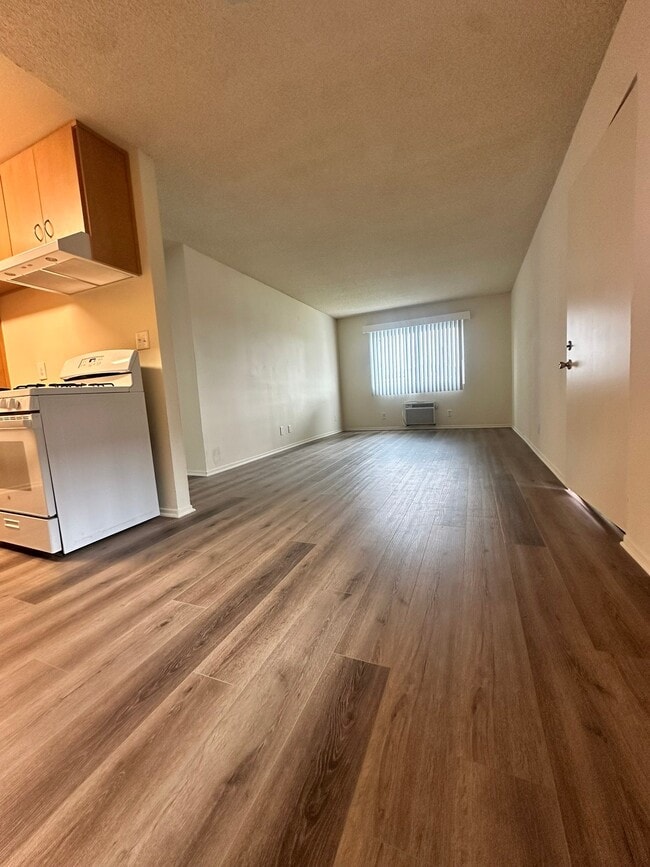 Photo - 1181 E Hollyvale St Unit 1165 1
