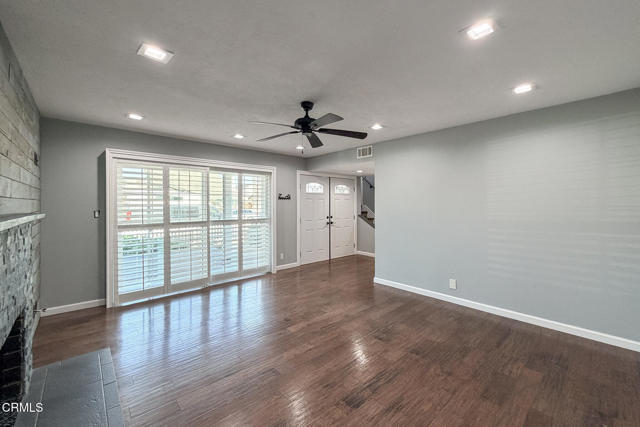 Photo - 4950 Nautilus St