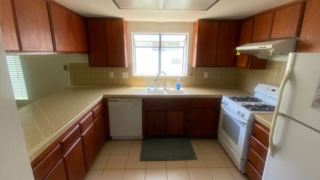 Photo - Renovated Townhome, Attached Garage, in Gated HOA Community *READ*
