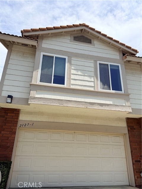 Photo - 2127 Dublin Ln