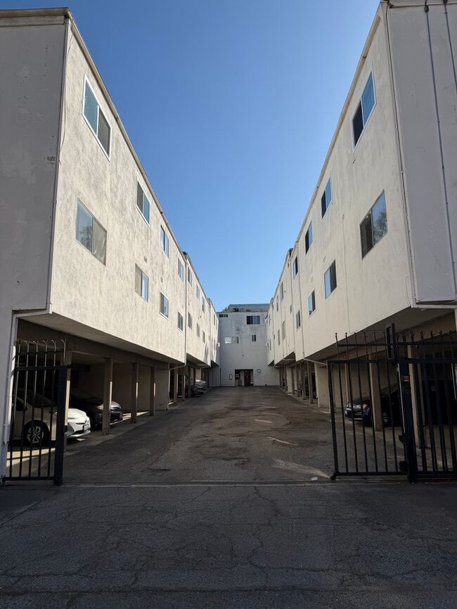 Photo - Beautiful Condo in Serene Montebello HOA Community – Pool, Spa & Prime Location Unit 240