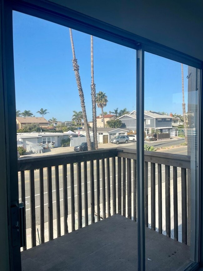 Photo - 2175 Pierpont Blvd Unit 2175 Pierpont Bl