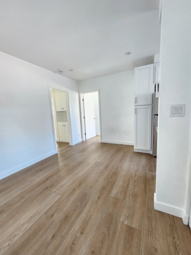 Photo - 2336 34th St Unit 6