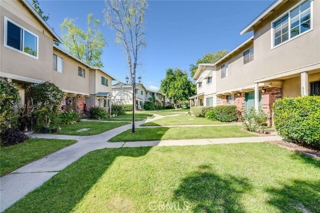 Photo - 623 E Matchwood Pl