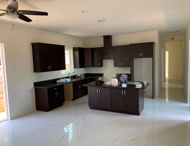 Photo - 1489 Naranca Ave