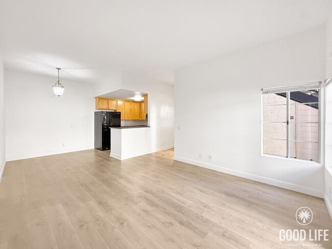 Photo - Spacious 3BR/2BA Condo with Balcony in Lem... Unit 113