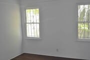 Spacious bedroom - 1354 S Cloverdale Ave