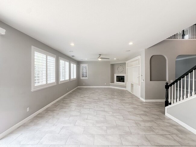 Photo - 32920 Northshire Cir