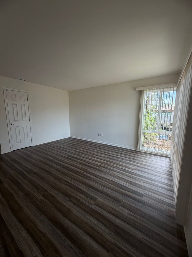 Photo - 2 Bedroom 1 Bath Duplex for Rent