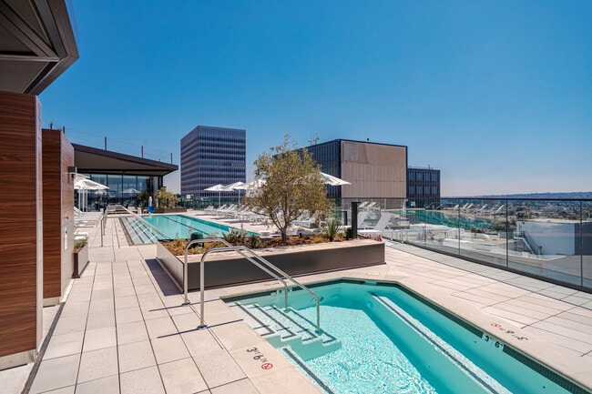 Photo - 6401 Wilshire Blvd Apartment Unit 1509D