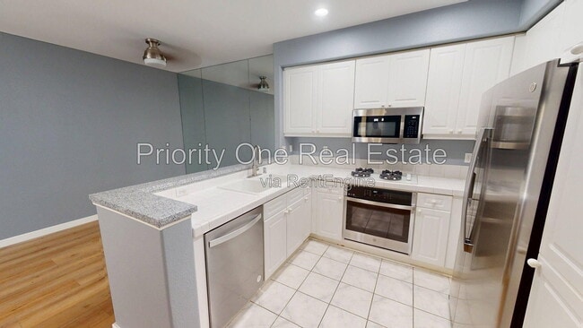 Photo - 10766 Sabre Hill Dr Unit 154