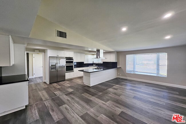 Photo - 23526 Dolorosa St