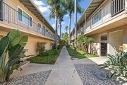 Photo - 839-845 Glenway Drive