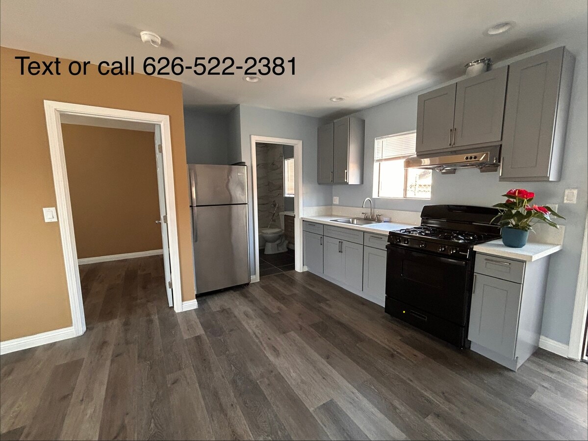 Photo - 2110 Keith St Unit 2112 Keith Street