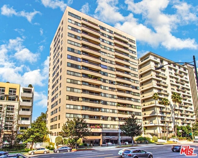 Building Photo - 10551 Wilshire Blvd