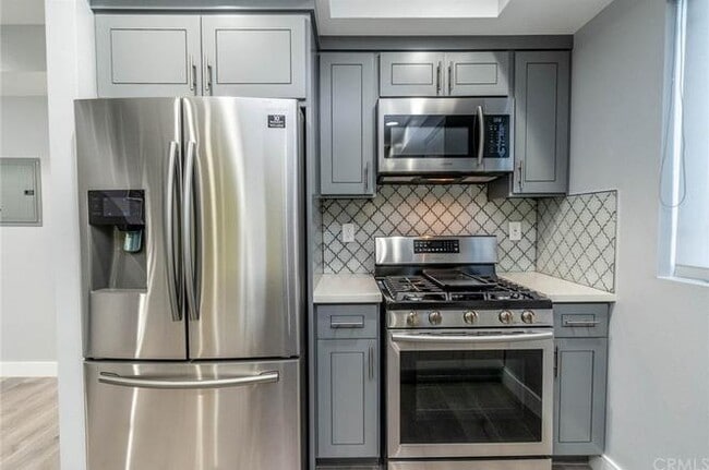 Photo - 4820 St Charles Pl