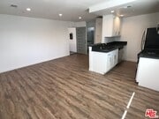 Photo - 601 Normandie Ave Unit 6