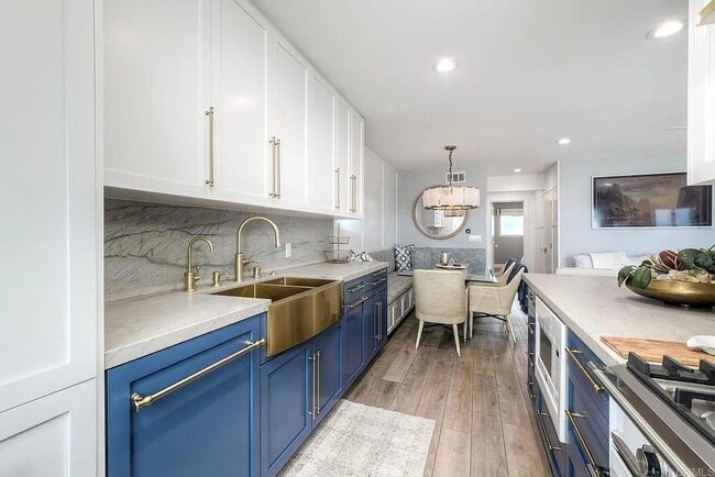 Photo - 1202 N Pacific St