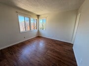 Photo - 817 W Williams St
