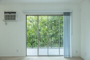 2BR, 2BA - 1725 Camino Palmero St, Los Angeles, CA 90046