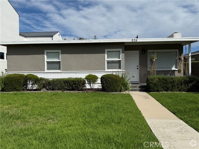 Building Photo - 524 Tustin Ave Rental