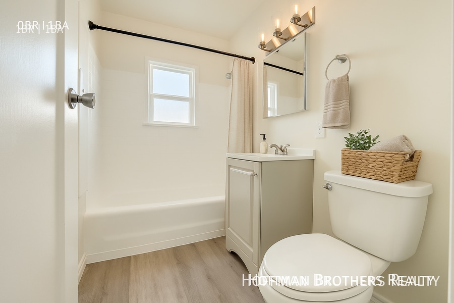 Photo - 540 W 49th St