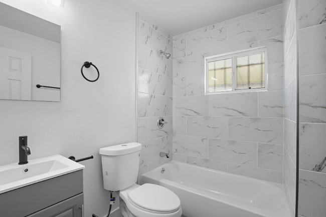 Photo - 4710 St Elmo Dr Unit 4714