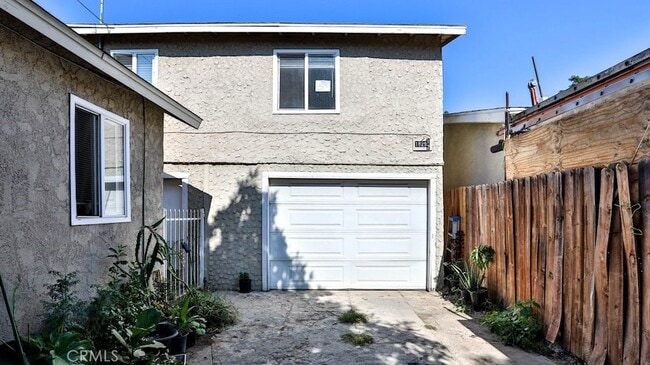 Photo - 1829 1/2 E 63rd Street Unit