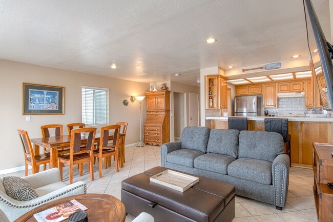 Photo - 3703 Seashore Dr Unit A