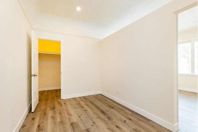 Photo - Spacious Junior 1 Bedroom Oakwood/East Hollywood