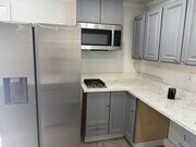 Photo - 454 E 63rd St