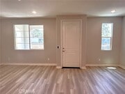 Photo - 880 Arletta Wy