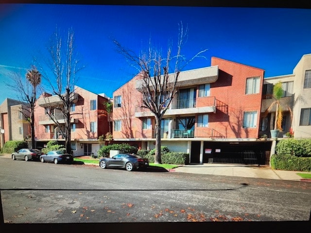 Photo - 7211 Cozycroft Ave Unit 49