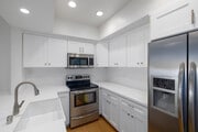 2BR, 2BA - 1,250SF - Kitchen - Malibu Coastline Apartments