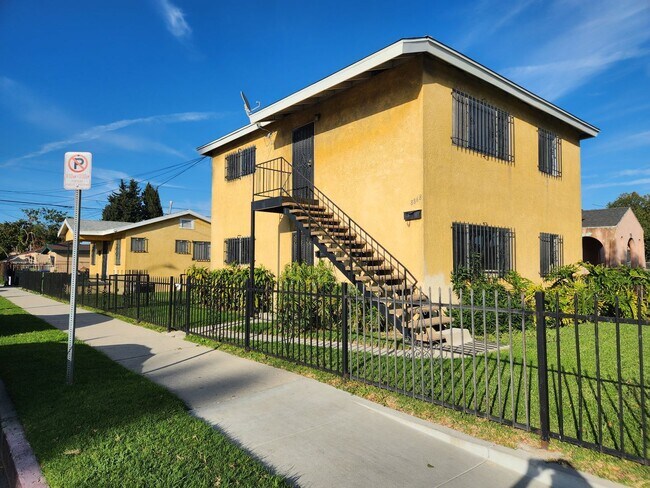 Photo - 8866 Wall St Unit 8868