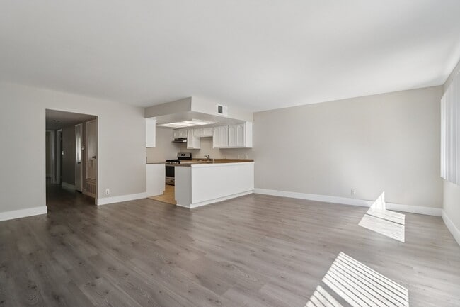 Photo - 421 N Kenneth Rd Unit 110