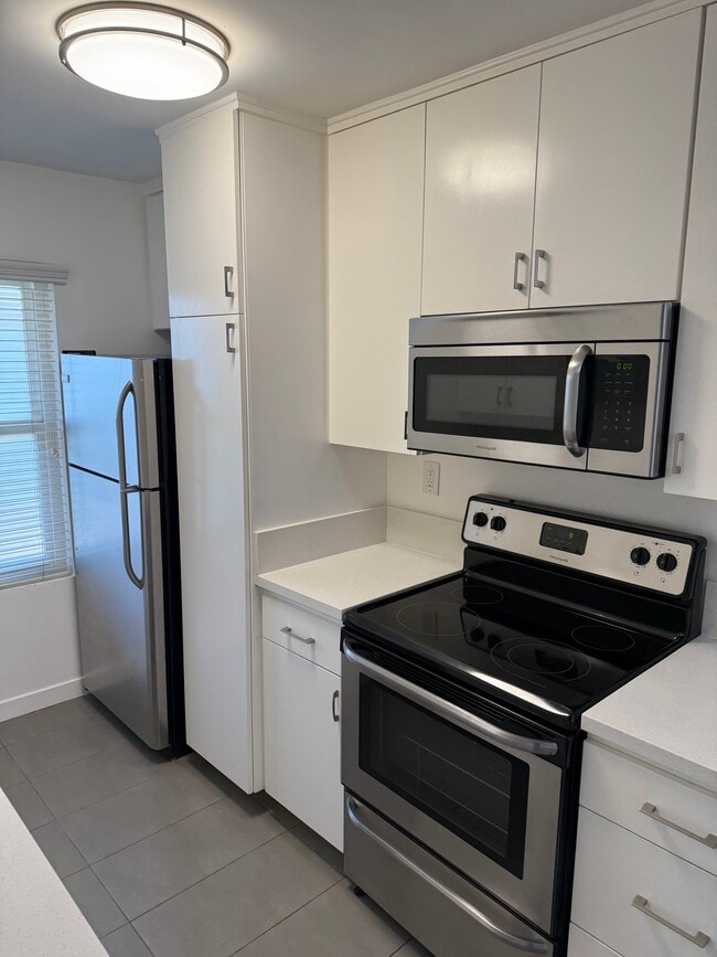 Photo - 310 S Sherbourne Dr Unit 206