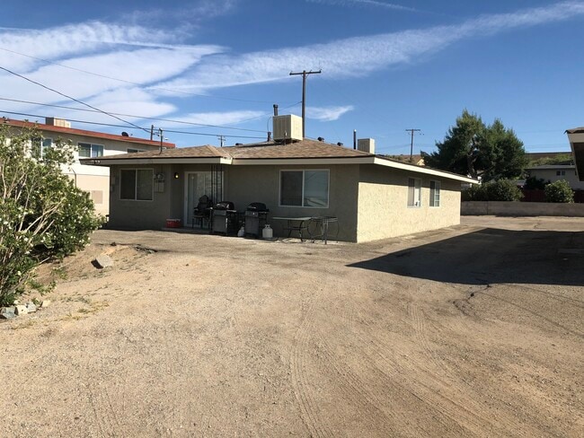 Building Photo - 215 W Grace St Unit 215-B Rental