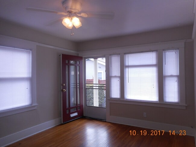 Photo - 370 Unit 372