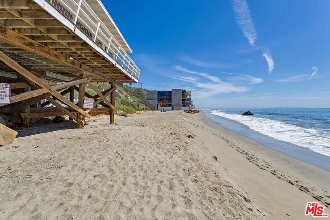 Photo - 24742 Malibu Rd