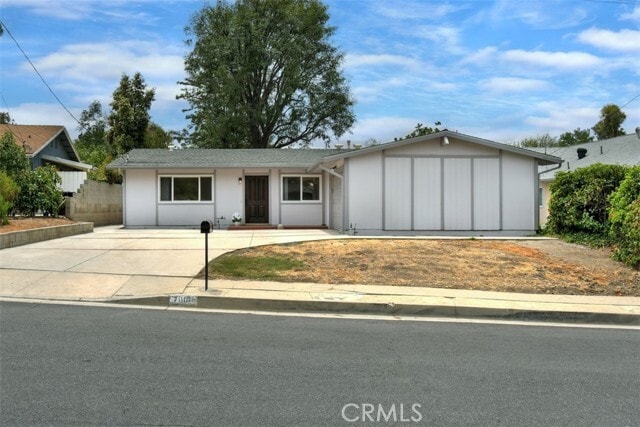 Photo - 7006 Helmsdale Rd
