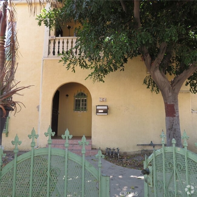 Building Photo - 1464 W 47th St Unit 1464 Rental