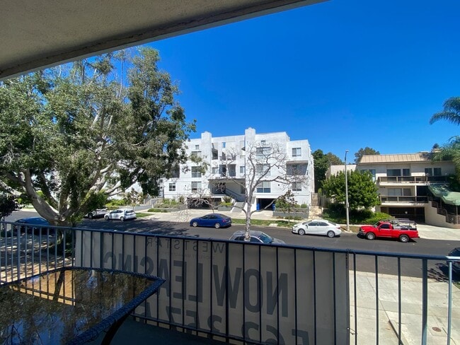 Photo - 1823 Camden Ave